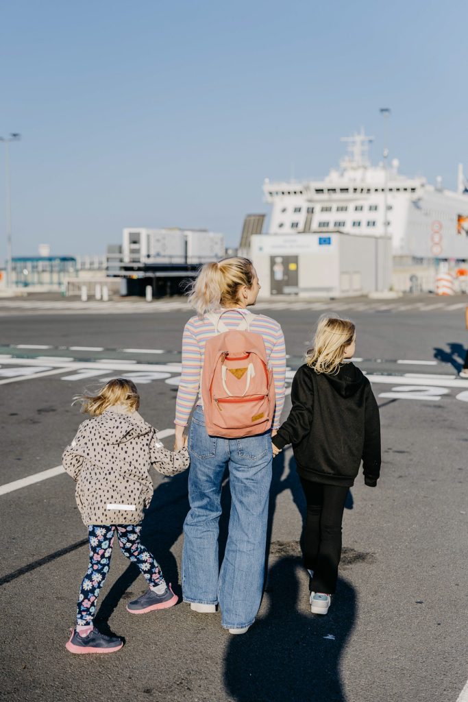 Am Hafen von Calais auf dem Weg nach Cornwall